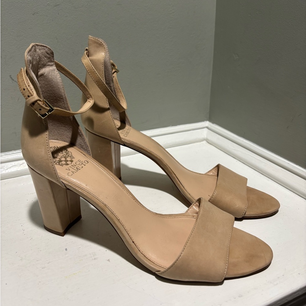 Vince Camuto Nude Ankle-Strap Block Heel Sandals-size 13